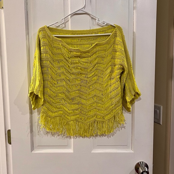 Women’s Yellow Boho Crop Top - Picture 3 of 3